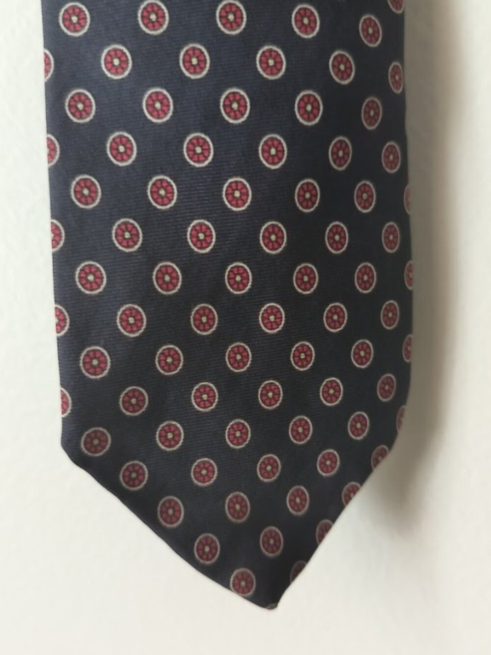 Men's Navy Blue Silk Tie with Red and White Pattern 100% Silk